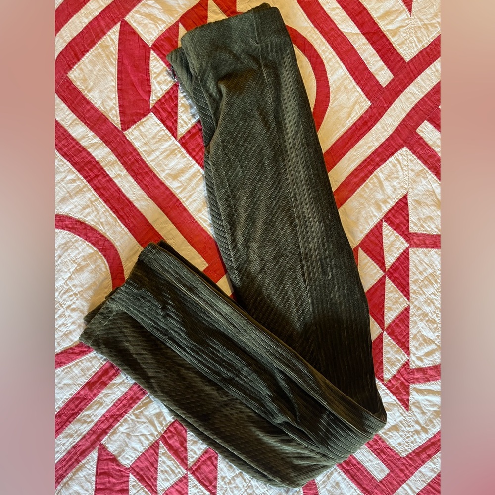 Olive Green Velvet Slim Flare Leggings